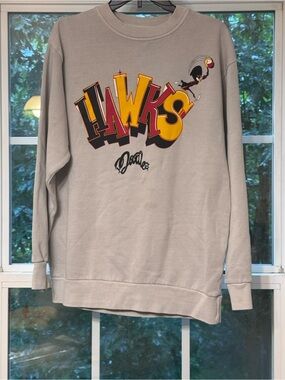 Atlanta Hawks Stadium Essentials Sweatshirt Small Roadie NBA Mascot-0139